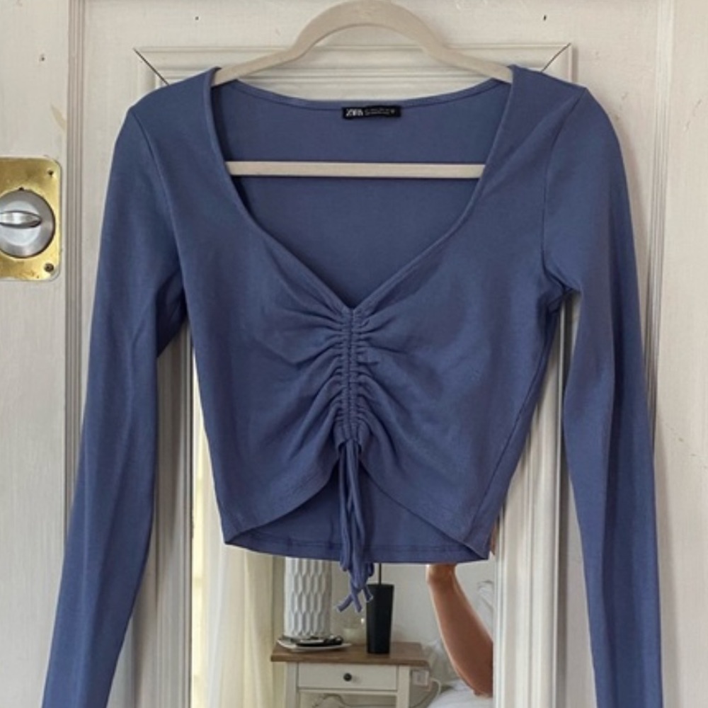 Zara White Long-sleeve Crop Size M